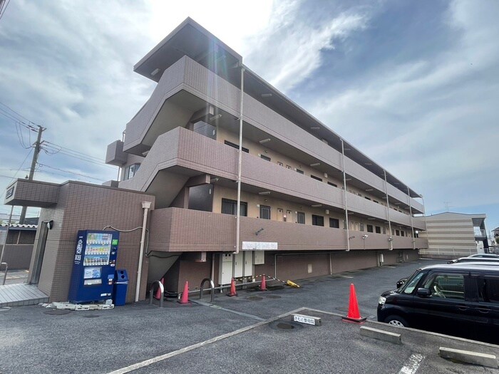 グランエクセル和泉の物件外観写真