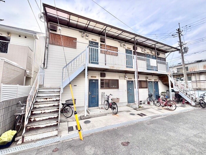 新家ハイツの物件外観写真