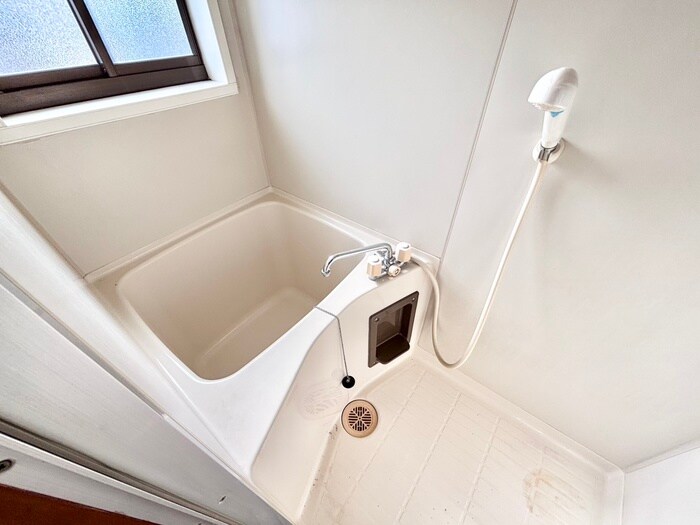 新家ハイツの物件内観写真