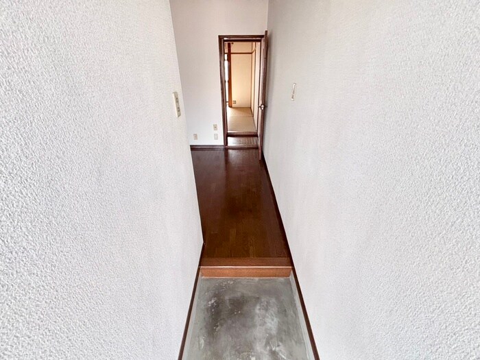 新家ハイツの物件内観写真