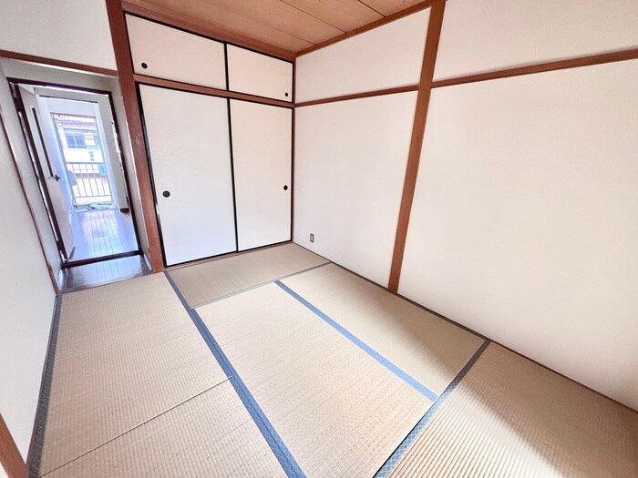 新家ハイツの物件内観写真