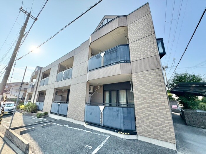 Ｇｒａｃｅ　ｈｉｌｌ　Ａｒｔの物件外観写真