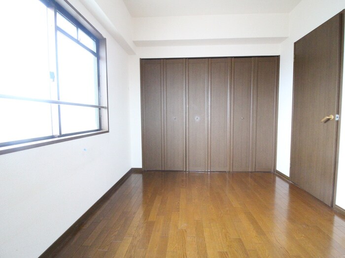 七道駅前マンションの物件内観写真