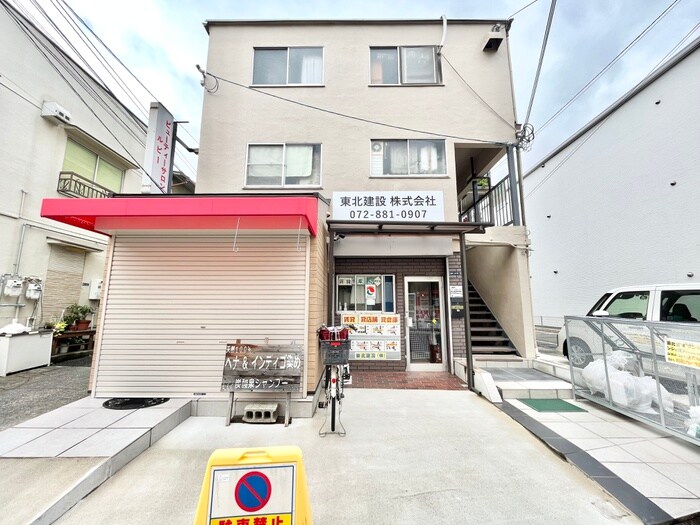 東北第４マンションの物件外観写真