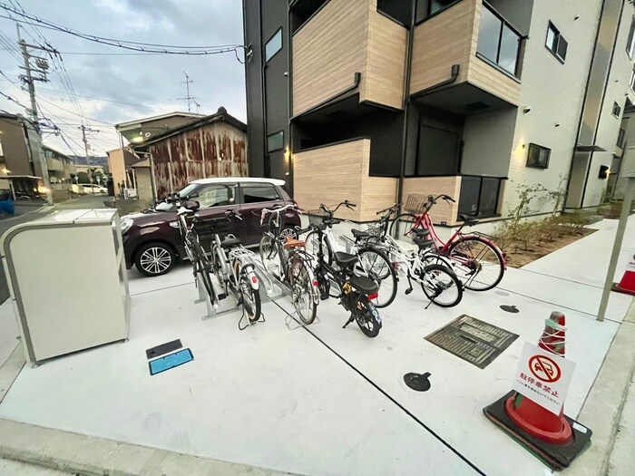 D porta Luchtaの物件外観写真