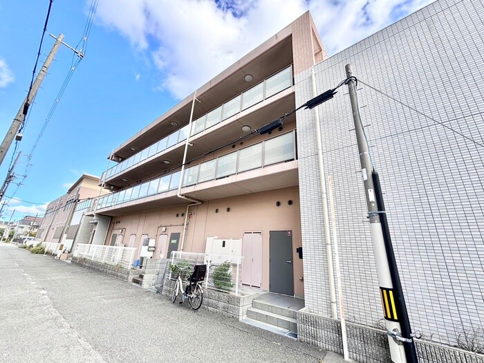 グリュックビルディングの物件外観写真