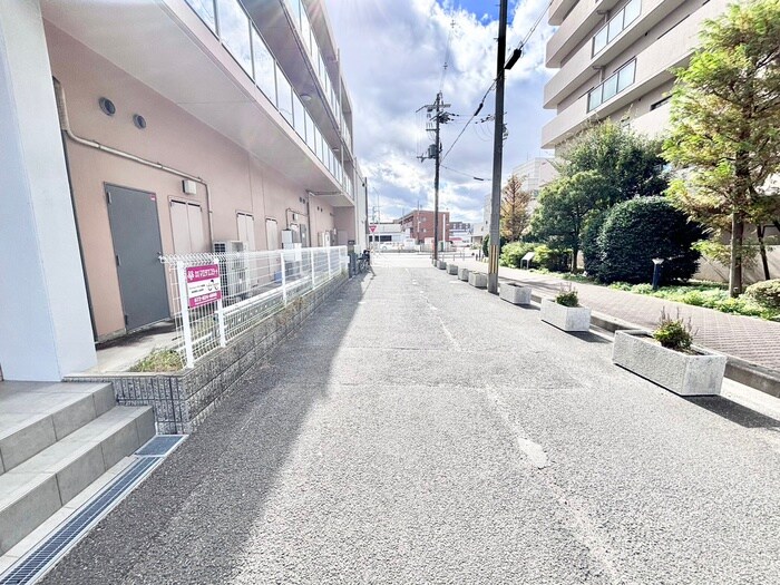 グリュックビルディングの物件外観写真