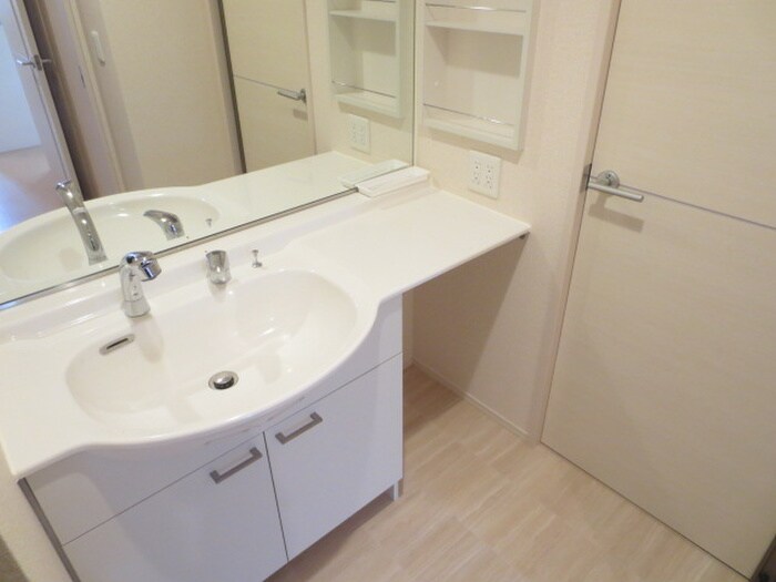 カーサコモドⅤの物件内観写真