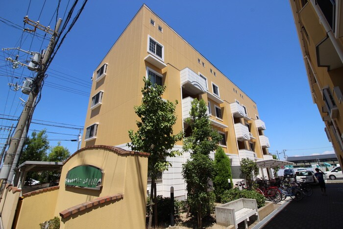 アルティエ－レ　セラＡ棟の物件外観写真