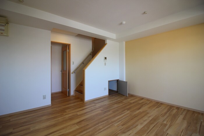 アルティエ－レ　セラＡ棟の物件内観写真