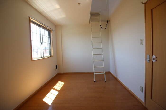 アルティエ－レ　セラＡ棟の物件内観写真