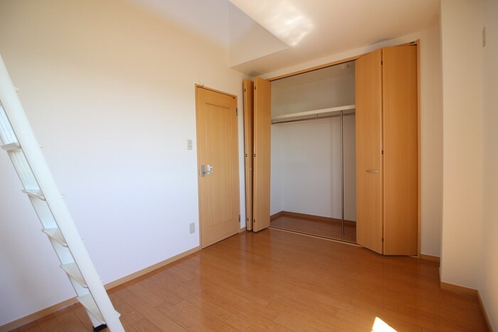 アルティエ－レ　セラＡ棟の物件内観写真