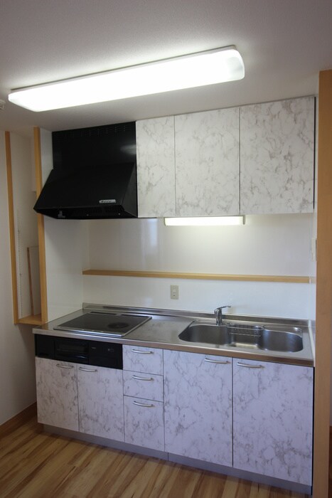 アルティエ－レ　セラＡ棟の物件内観写真