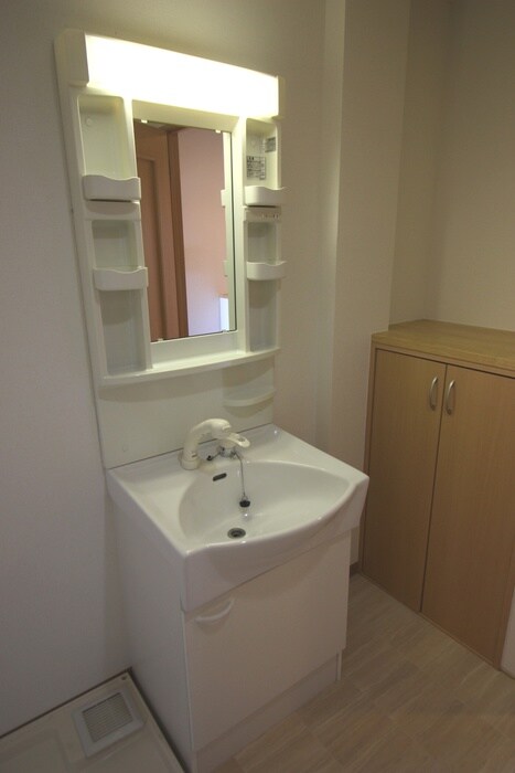 アルティエ－レ　セラＡ棟の物件内観写真