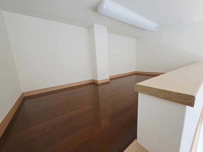 ヴィアーレ南町の物件内観写真