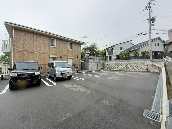 デュオ春日の物件外観写真