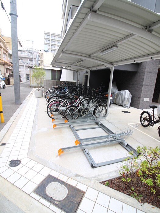 Perfect Life京橋駅前の物件外観写真