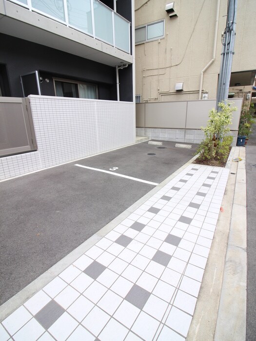 Perfect Life京橋駅前の物件外観写真