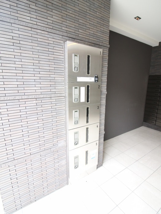 Perfect Life京橋駅前の物件外観写真