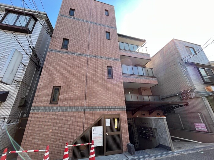 服部ハイツカワバタの物件外観写真