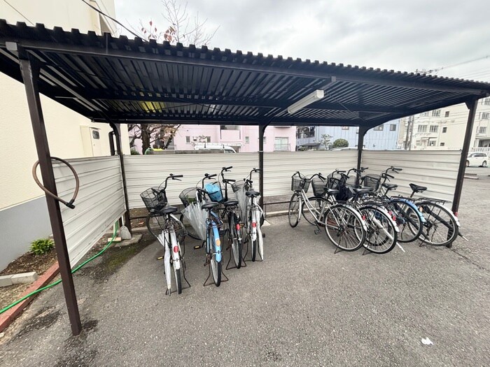 メゾンティックⅡの物件外観写真