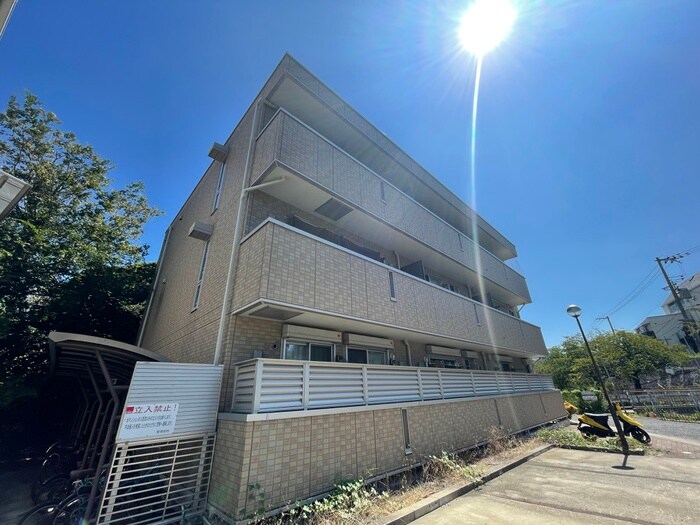 リバ－プレイス中山手の物件外観写真