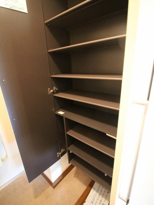 リバ－プレイス中山手の物件内観写真