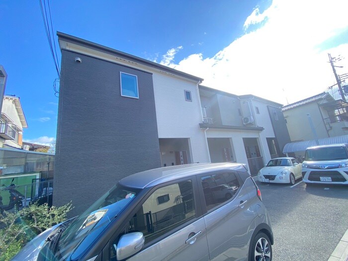 カーム・ヴィラの物件外観写真