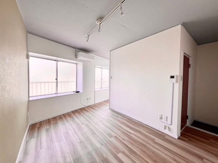 Lyon de heightsの物件内観写真