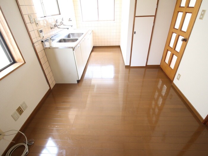 一乗寺馬場町貸家の物件内観写真