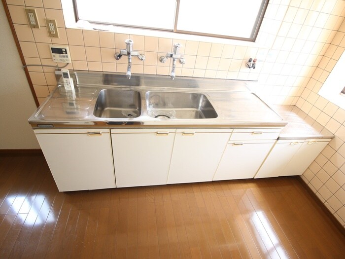 一乗寺馬場町貸家の物件内観写真