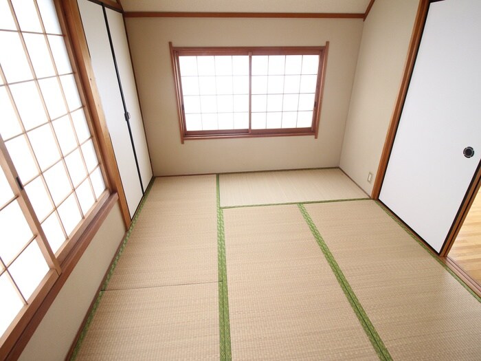 一乗寺馬場町貸家の物件内観写真