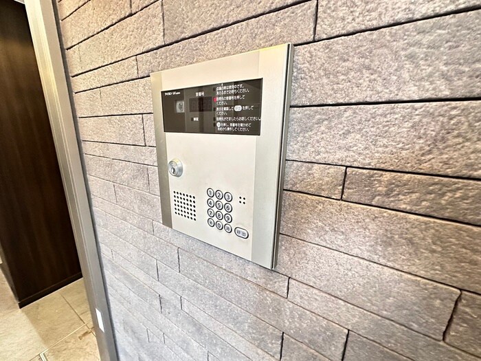 G・F二条城の物件外観写真