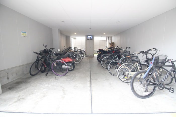 G・F二条城の物件外観写真