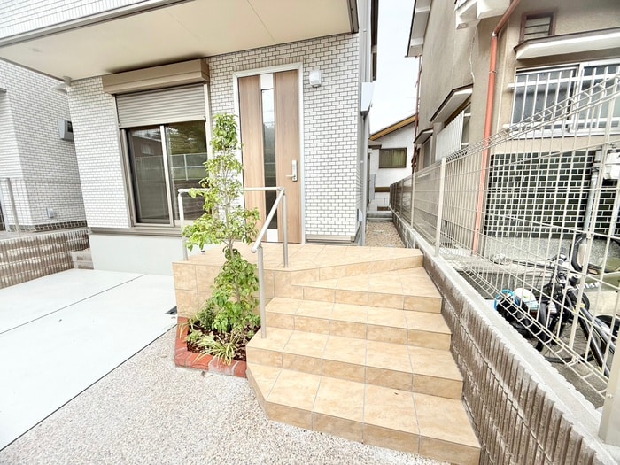 広野町尖山貸家（東）の物件外観写真