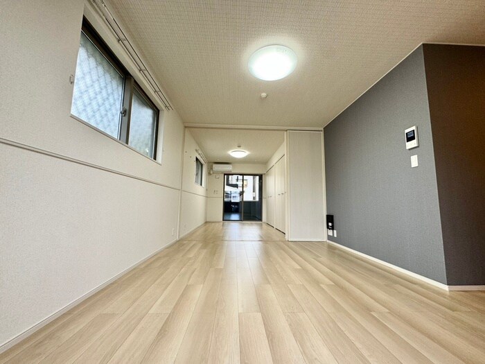 スペチアーレ　クアットロの物件内観写真