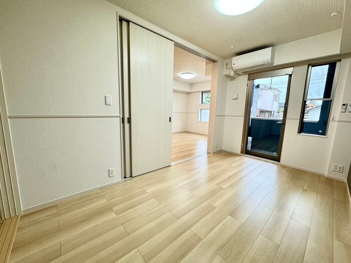 スペチアーレ　クアットロの物件内観写真