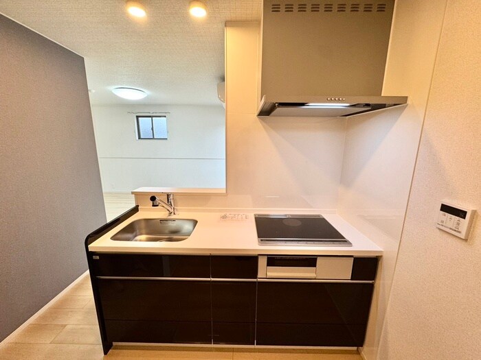 スペチアーレ　クアットロの物件内観写真