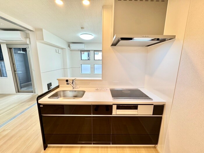 スペチアーレ　クアットロの物件内観写真