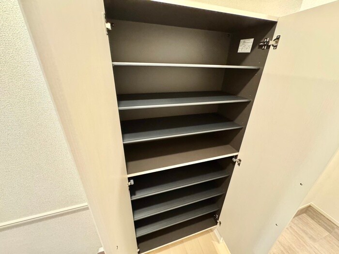 スペチアーレ　クアットロの物件内観写真