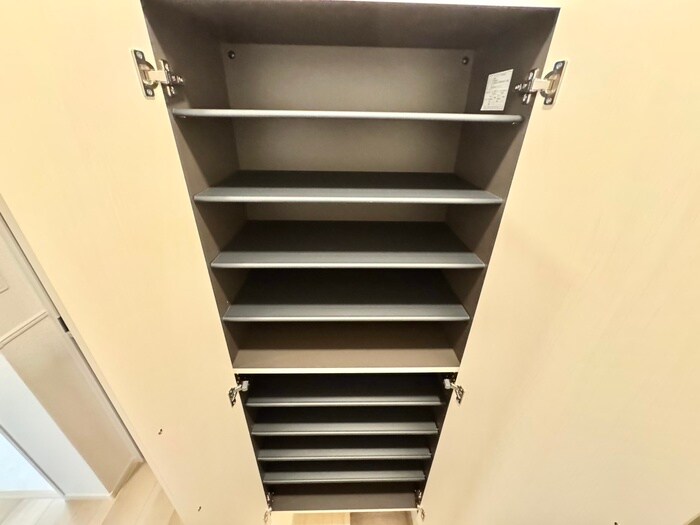 スペチアーレ　クアットロの物件内観写真