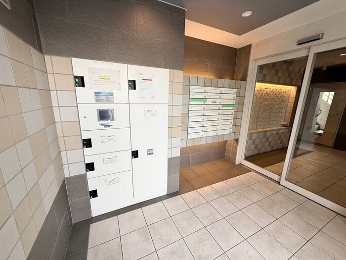 プラムコートの物件外観写真