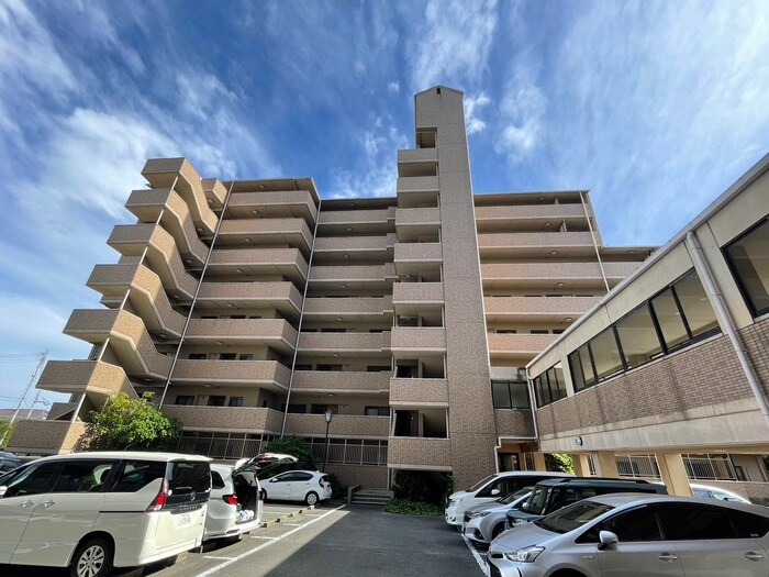 パセオ清荒神2番館の物件外観写真