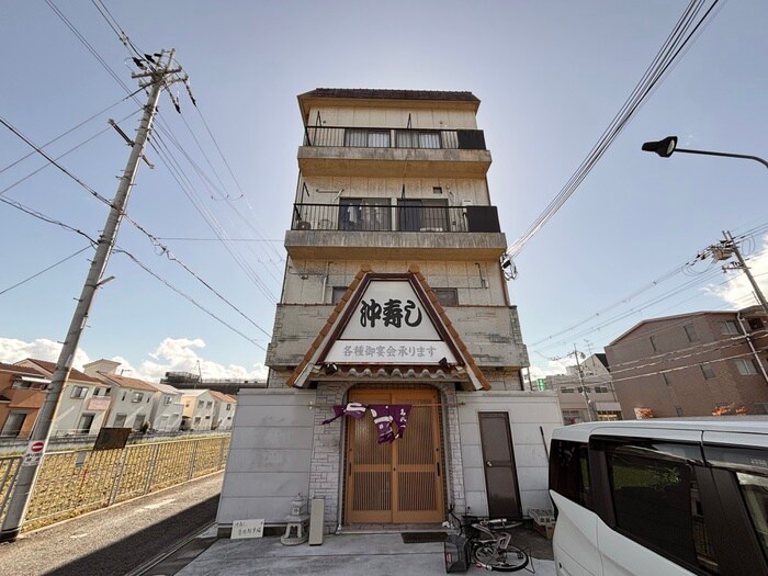 プルシャン城南の物件外観写真