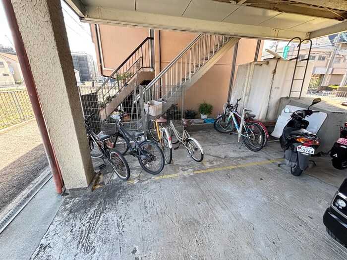 プルシャン城南の物件外観写真