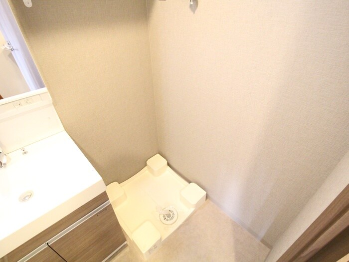 コンフォリア江坂広芝町の物件内観写真