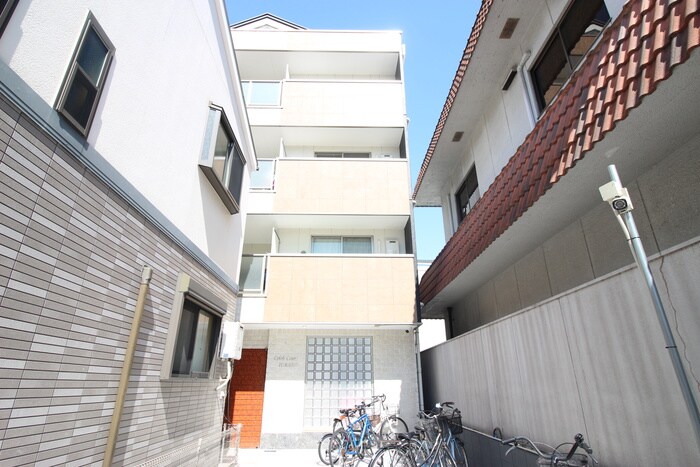 セレブコ－トの物件外観写真