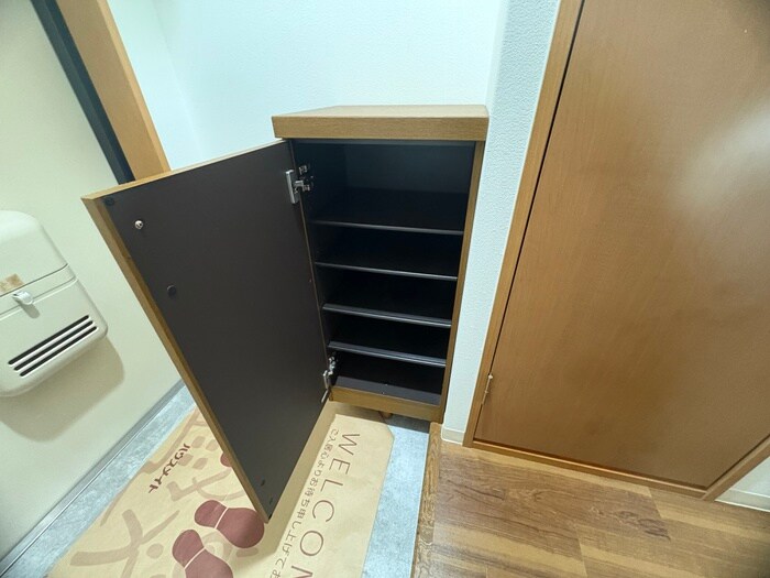 aROOM　光町の物件内観写真