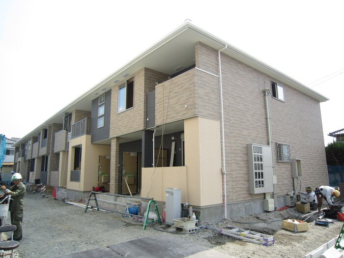 ジョイフルの物件外観写真