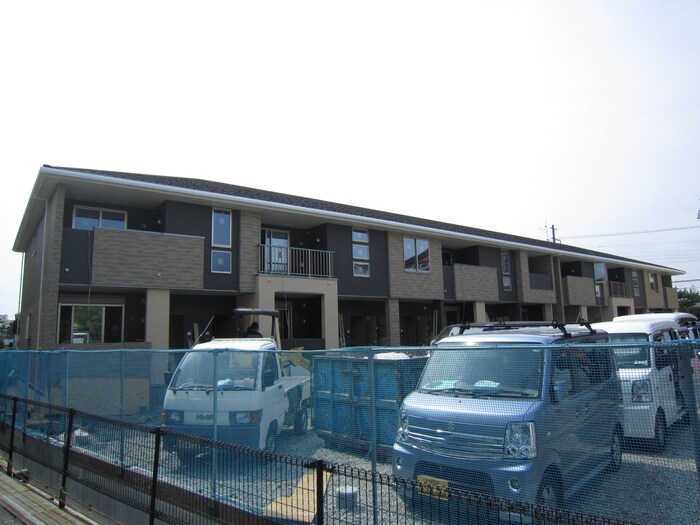 ジョイフルの物件外観写真